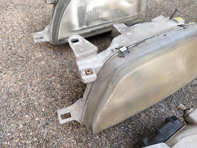 ไฟหน้า Toyota Corolla ae,ee 100,101 3ห่วง แท้ทุกดวง มีตำหนินิดๆหน่อยๆ เหมา3ดวงราคาถูก รูปที่ 6