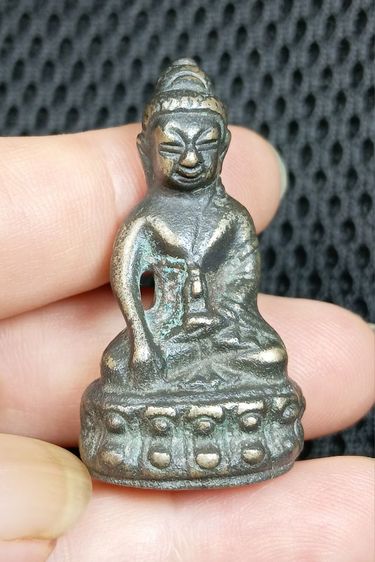 พระกริ่งสวยๆ