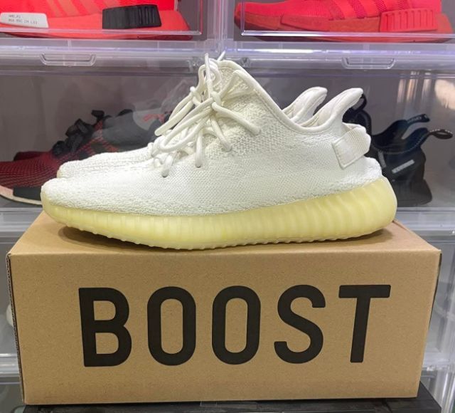 Adidas Yeezy Boost 350v2 Triple White
Size 9.5us 9uk 43.5eur 27.5cm รูปที่ 2