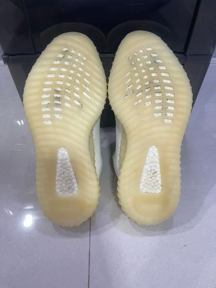 Adidas Yeezy Boost 350v2 Triple White
Size 9.5us 9uk 43.5eur 27.5cm รูปที่ 9
