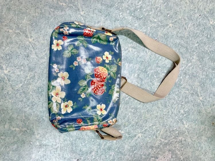 อื่นๆ หญิง ฟ้า กระเป๋าสะพาย Cath Kidston