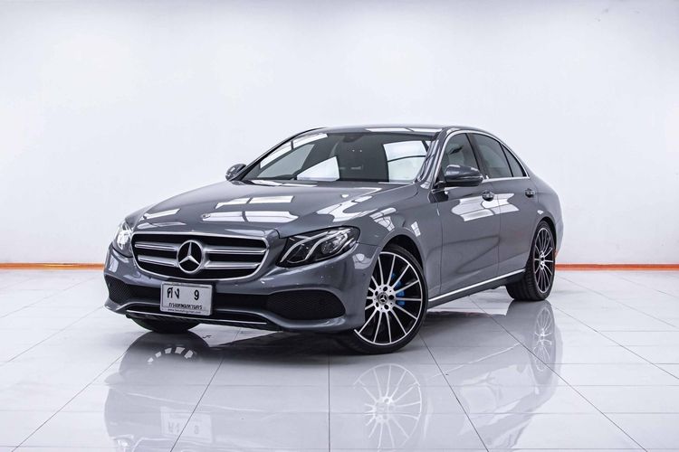 รถ Mercedes-Benz E-Class E350 สี เทา