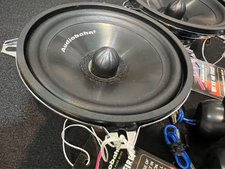 ลำโพง 5นิ้ว แยกชิ้น 2ทาง usa🇺🇸 Audiobahn เสียงเพราะ สำหรับ  benz รถยุโรป ญี่ปุ่น retro classic รูปที่ 3
