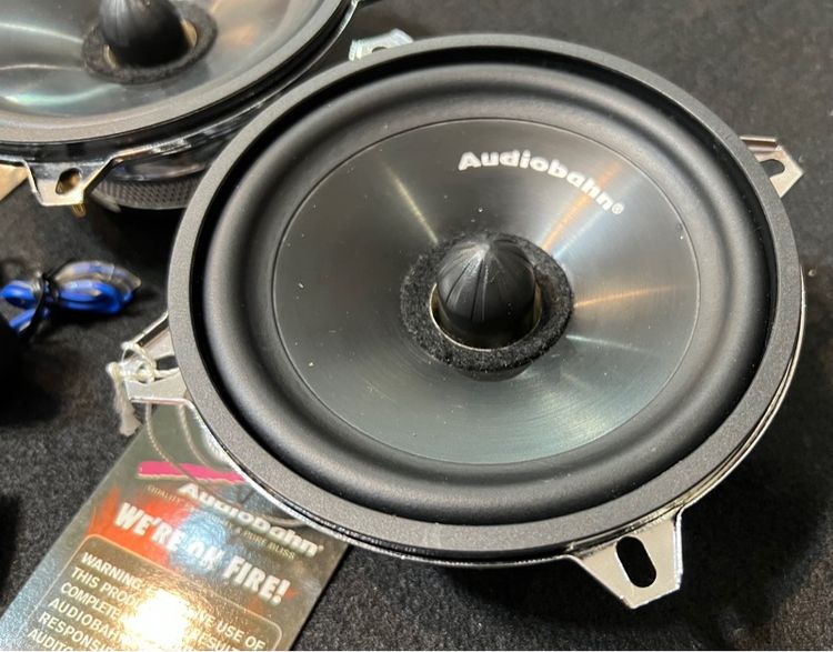 ลำโพง 5นิ้ว แยกชิ้น 2ทาง usa🇺🇸 Audiobahn เสียงเพราะ สำหรับ  benz รถยุโรป ญี่ปุ่น retro classic
