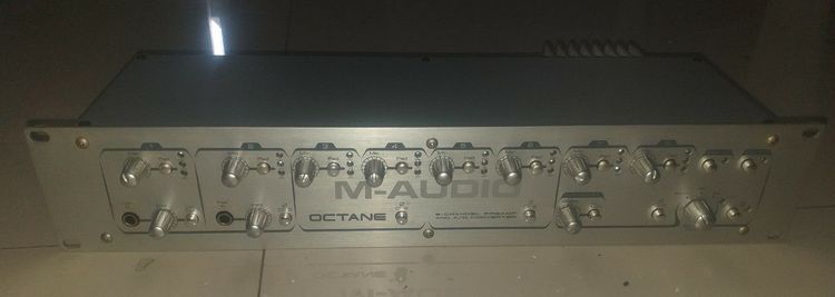 ออกเทน 8 แชนแนล