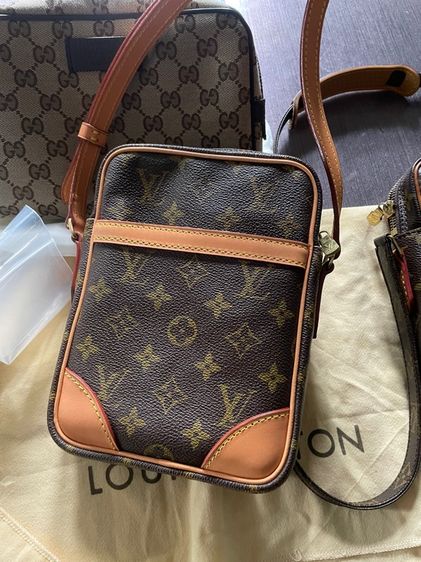 LOUIS VUITTON DANUBE CROSSBODY BAG  รูปที่ 12
