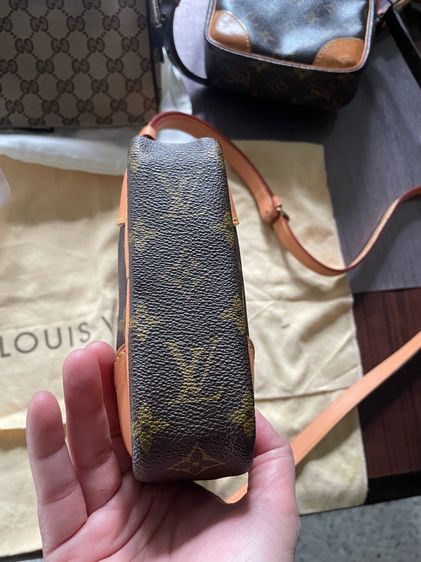 LOUIS VUITTON DANUBE CROSSBODY BAG  รูปที่ 7