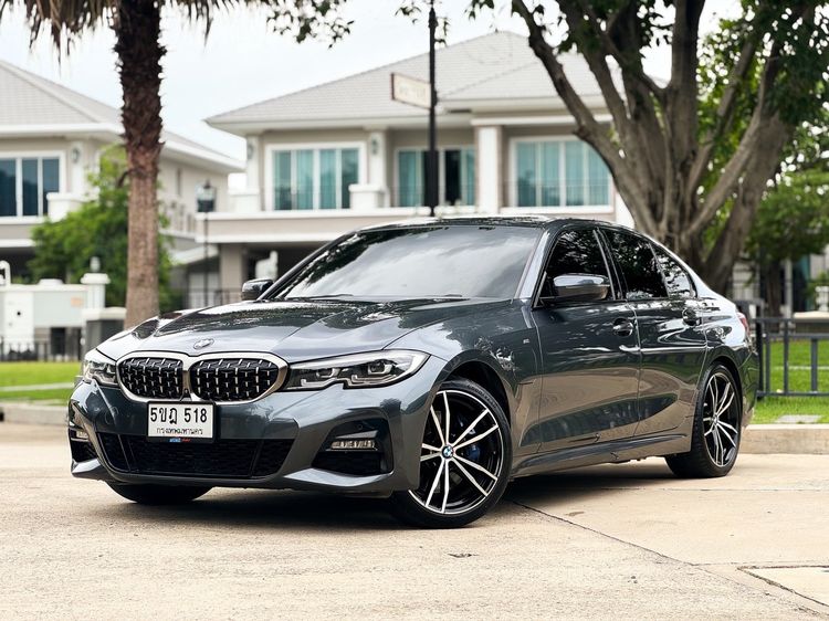 BMW Series 3 2021 330e Sedan ปลั๊กอินไฮบริด (PHEV) ไม่ติดแก๊ส เกียร์อัตโนมัติ เทา