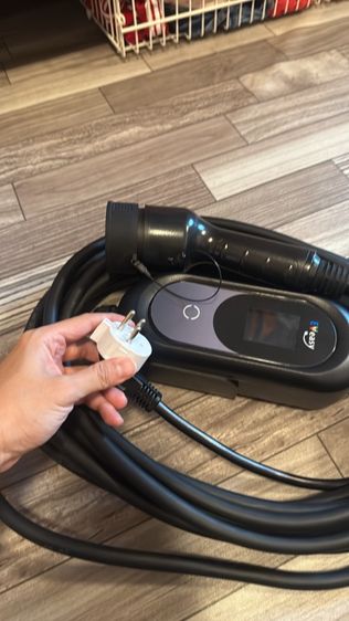 Portable Charger for EV 16a รูปที่ 3