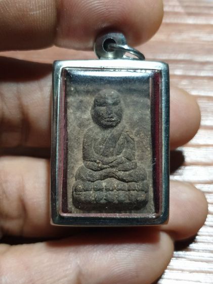 พระหลวงปู่ทวด แจกกรรมการ เนื้อว่าน 108 พิมพ์หลังแบบ วัดห้วยมงคล สร้าง 3,000 องค์ สภาพสวยเดิม หายากแล้ว รูปที่ 6