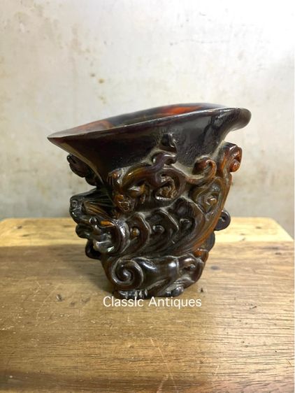 จอก งานแกะสลักจากเขา สะสมB6