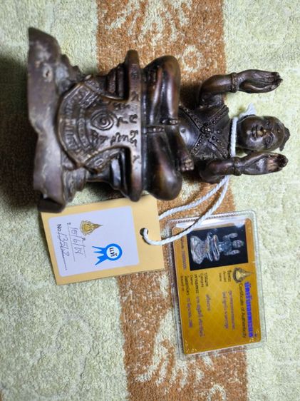 กุมารทองรุ่นแรกหลวงพ่อแกละ วัดลำลูกบัว นครปฐม มือสั้น