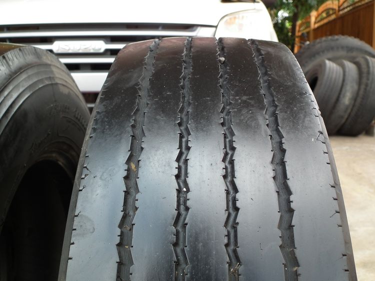 ยางเก่าใช้แล้ว firestone 215-75r17.5 มี 4เส้น ปีผลิต 2022  รูปที่ 2