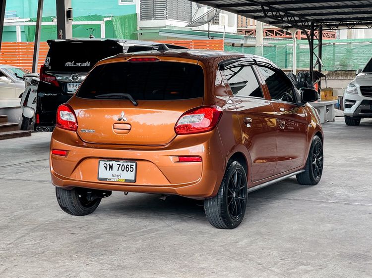 Mitsubishi Mirage 2017 1.2 GLX Sedan เบนซิน ไม่ติดแก๊ส เกียร์อัตโนมัติ ส้ม รูปที่ 3
