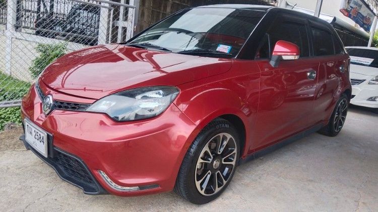 รถ MG MG3 1.5 V สี แดง