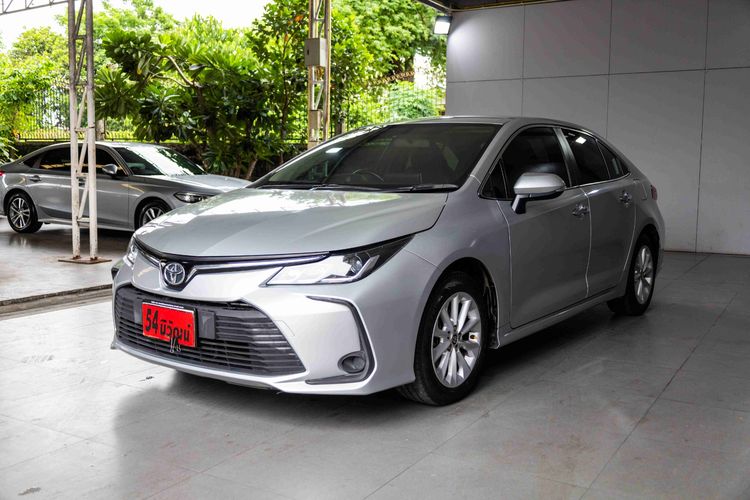 Toyota Altis 2021 1.6 G Sedan เบนซิน ไม่ติดแก๊ส เกียร์อัตโนมัติ เงิน รูปที่ 3
