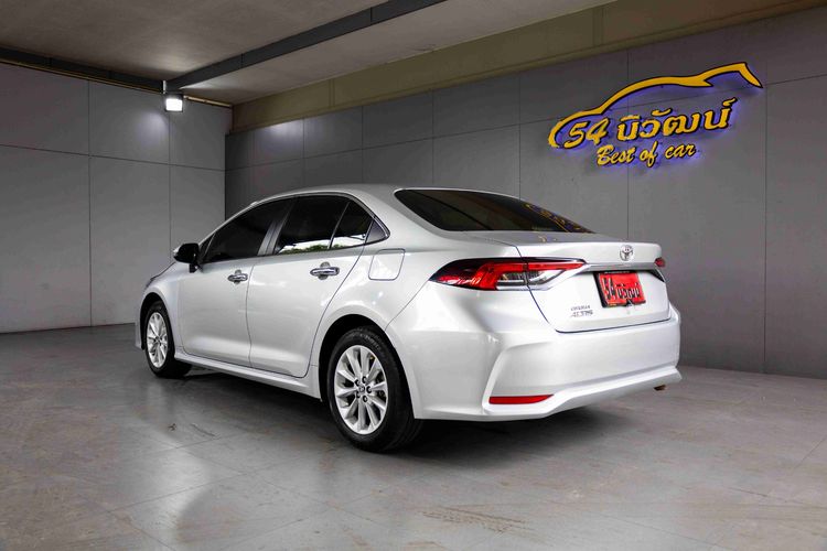 Toyota Altis 2021 1.6 G Sedan เบนซิน ไม่ติดแก๊ส เกียร์อัตโนมัติ เงิน รูปที่ 4