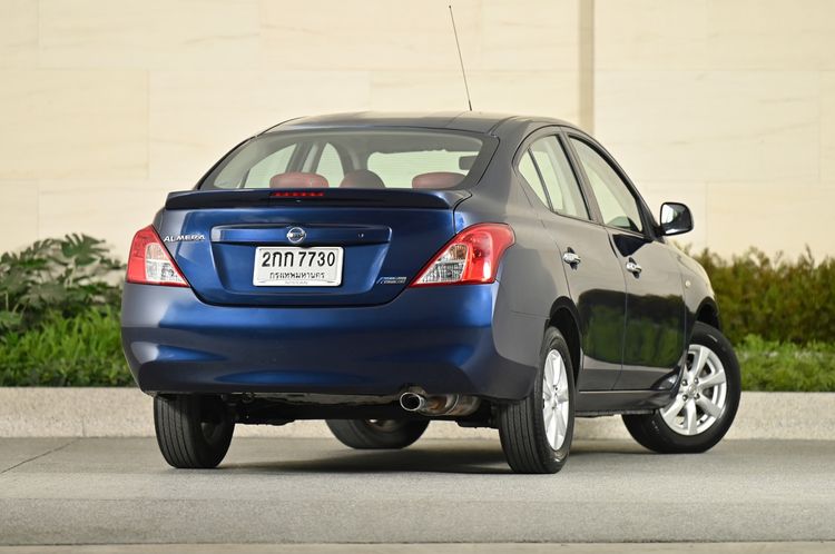Nissan Almera 2013 1.2 VL Sedan เบนซิน LPG เกียร์อัตโนมัติ น้ำเงิน รูปที่ 4