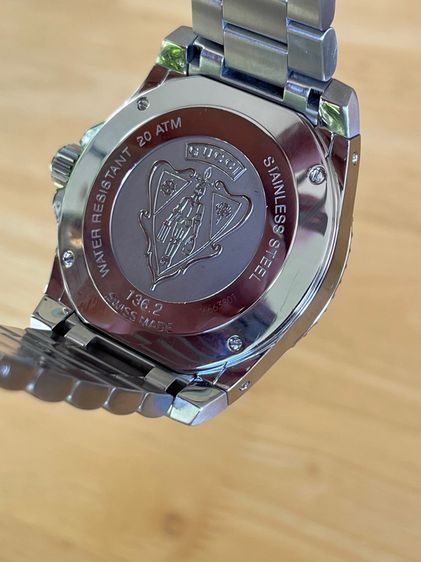 GUCCI Dive 45 mm Stainless Steel Black Dial Men’s 's Quartz Watch YA136302 รูปที่ 13