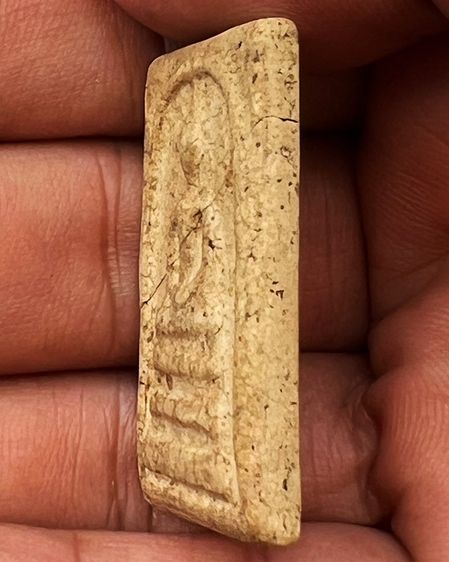 สมเด็จเนื้อจัด มีซ่อมเก่า ขนาด 2.4x3.8 ซ.ม พระบ้านเก่าเก็บหลายสิบปีไม่ทราบที่ รูปที่ 3