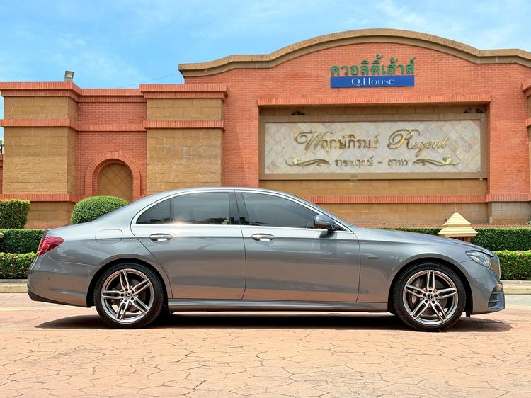 Mercedes-Benz E-Class 2018 E350 AMG Sedan เบนซิน เกียร์อัตโนมัติ เทา รูปที่ 3