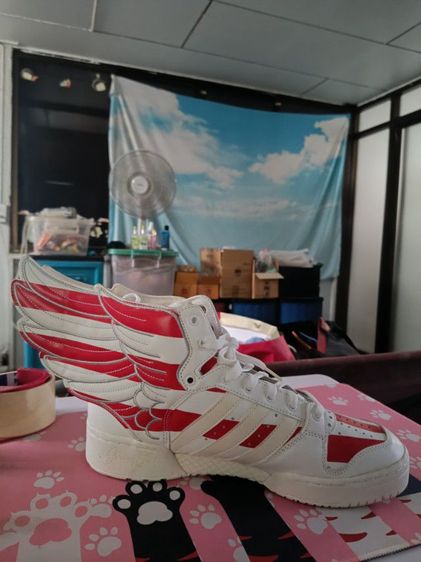 รองเท้ารุ่นลิมิเต็ด อดิดาสมีปีก หายาก รูปที่ 2