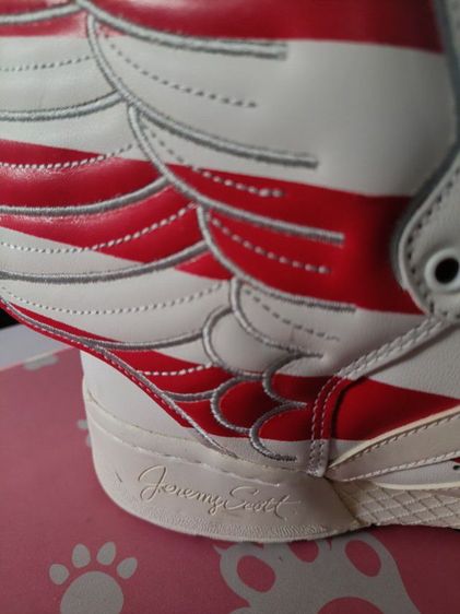 รองเท้ารุ่นลิมิเต็ด อดิดาสมีปีก หายาก รูปที่ 3