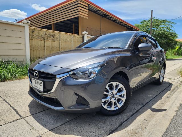 Mazda Mazda 2 2018 1.3 High Sedan เบนซิน ไม่ติดแก๊ส เกียร์อัตโนมัติ เทา รูปที่ 3