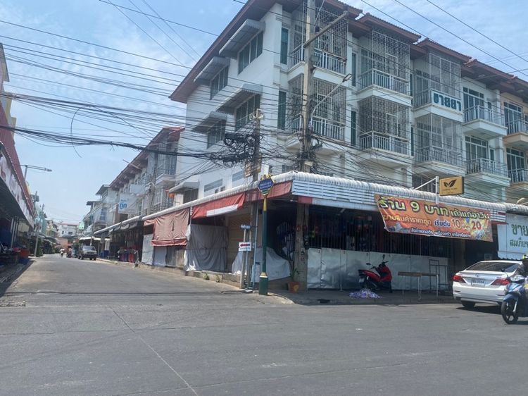 อาคารพาณิชย์ 3 ชั้น ตลาดสดสิงห์บุรี รูปที่ 3