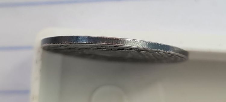 🟠023วัดพระแก้ว เนื้อสีเงินเก่า พระบ้านคุณตาสะสมไว้นานแล้วค่ะ รูปที่ 4