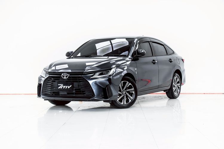 รถ Toyota Yaris ATIV 1.2 Sport สี เทา