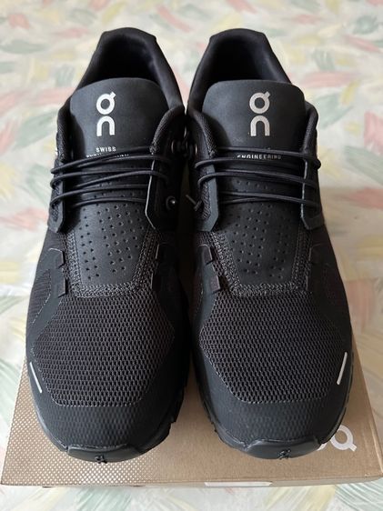 รองเท้า On Cloud 5