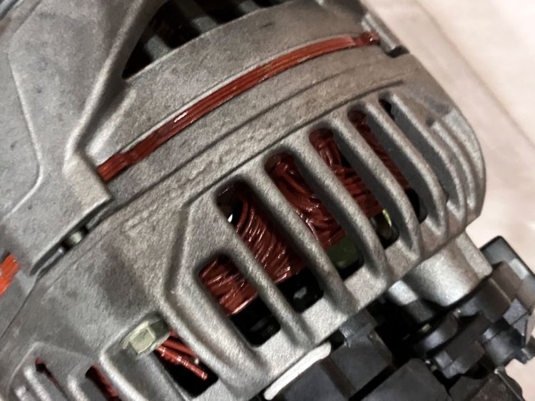 ไดร์ชาร์จ Porsche 911 996 BOXSTER 986 120 AMP Part 99660301203 99660301200 99660301201 ของแท้มือสอง สภาพดี ใช้งานได้ปกติ รูปที่ 5