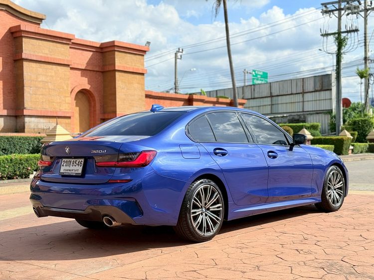 BMW Series 3 2021 320d Sedan ดีเซล เกียร์อัตโนมัติ น้ำเงิน รูปที่ 4