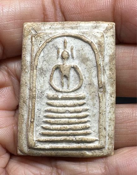 🙏พระสมเด็จวัดเกศไชโย🙏พระสมเด็จพิมพ์ฐานคู่ องค์ละ 1550