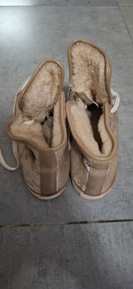 รองเท้ามือสองสภาพสวย รูปที่ 3