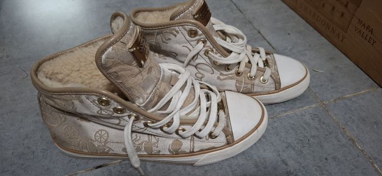 รองเท้ามือสองสภาพสวย รูปที่ 9