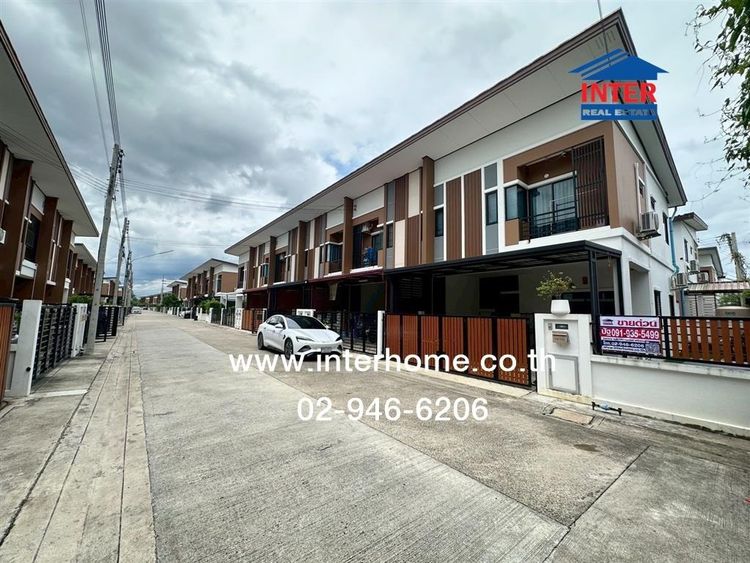 ไม่ใช่ ทาวน์เฮ้าส์ 2 ชั้น 29 ตร.ว. หมู่บ้านบ้านฟ้าทาวน์นี่ ปิ่นเกล้า-สาย5 ถนนบรมราชชนนี ถนนพุทธมณฑลสาย5 สามพราน นครปฐม รูปที่ 2