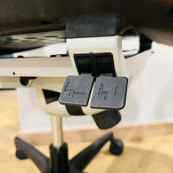 เก้าอี้สำนักงาน Bristol Sou Ergonomic chair รูปที่ 8