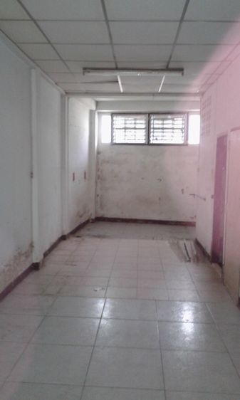 ไม่ใช่ ขายตึกแถว 3 ชั้น ครึ่งตึกครึ่งไม้ ซอยประชาราษฎ์ 16 ถนนประชาราษฎ์ เยื่องโรงเรียนสาธิตคริสเตียนนนทบุรี รูปที่ 3