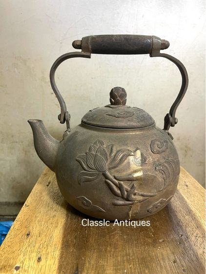 กาน้ำชา ทองเหลืองใบใหญ่ สะสมA3