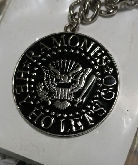 พวงกุญแจ ramones รูปที่ 9