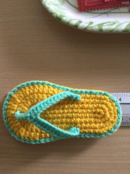 พวงกุญแจรองเท้าแตะโครเชต์ รูปที่ 6