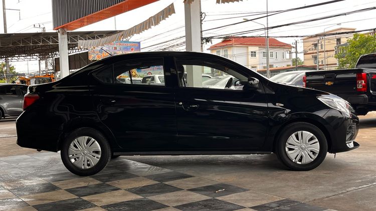 Mitsubishi Attrage 2020 1.2 GLX Sedan เบนซิน ไม่ติดแก๊ส เกียร์อัตโนมัติ ดำ รูปที่ 4