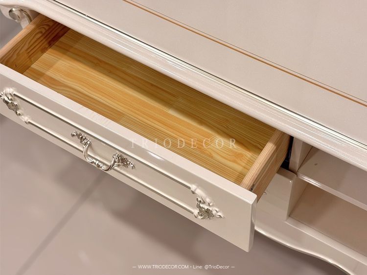 CHLORIS CLASSIC SIDEBOARD ตู้วางทีวีสไตล์คลาสสิค รุ่น คลอริส รูปที่ 3
