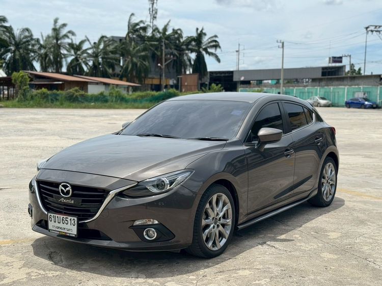 รถ Mazda Mazda3 2.0 S Sports สี น้ำตาล