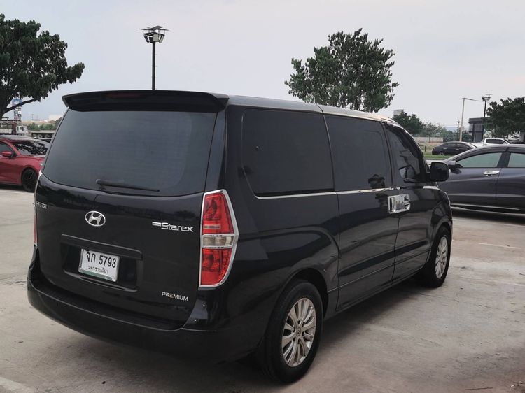Hyundai Grand Starex 2012 2.5 VIP Van ดีเซล ไม่ติดแก๊ส เกียร์อัตโนมัติ ดำ รูปที่ 4