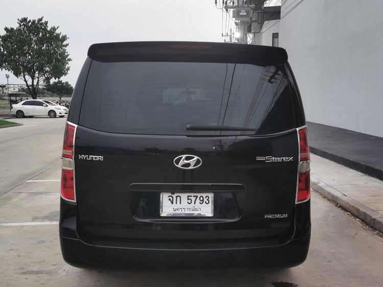 Hyundai Grand Starex 2012 2.5 VIP Van ดีเซล ไม่ติดแก๊ส เกียร์อัตโนมัติ ดำ รูปที่ 3