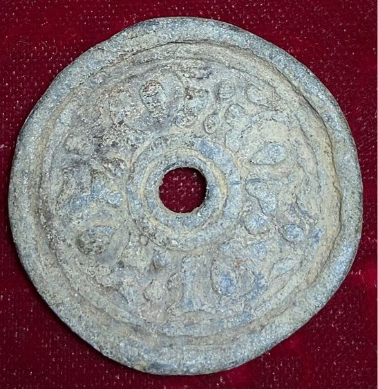 เหรียญโบราณน่าสะสม (เหรียญดอกไม้พระร่วง) รูปที่ 4