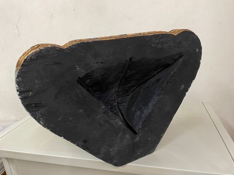 พระไม้แกะสลักจากไม้ท่อนเดียว ศิลปะพม่า รูปที่ 10